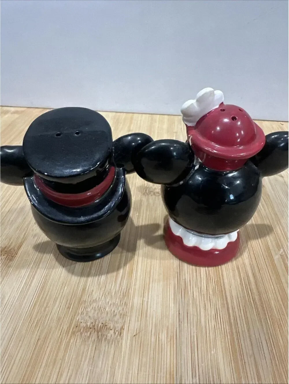 Vintage Enesco Disney Pie Eyed Mickey Minnie Mouse Salt & Pepper Shakers *